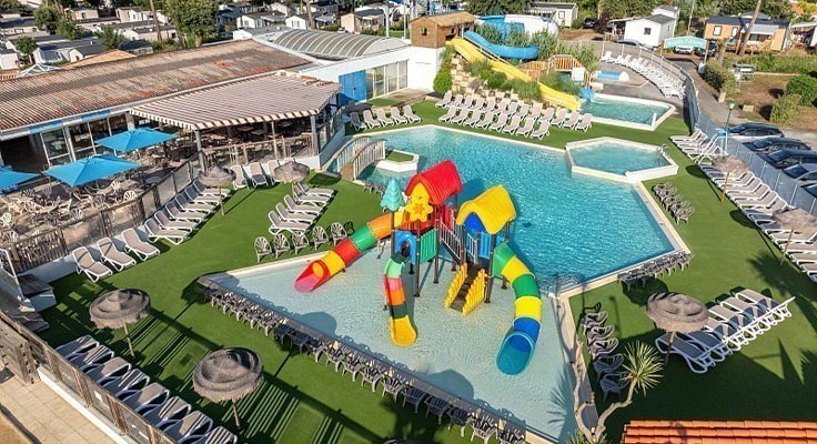 Parc aquatique du camping 4 &eacute;toiles Le Zagarella en Vend&eacute;e